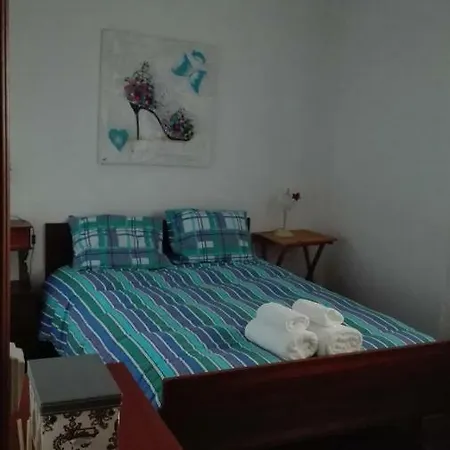 A Casa Dos Padrinhos Guest house Atouguia Da Baleia